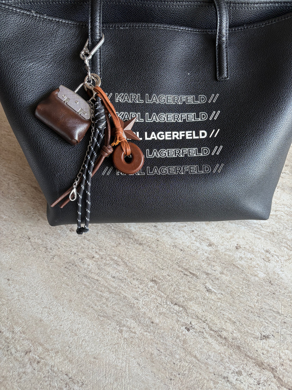 Bag charm Mini marron