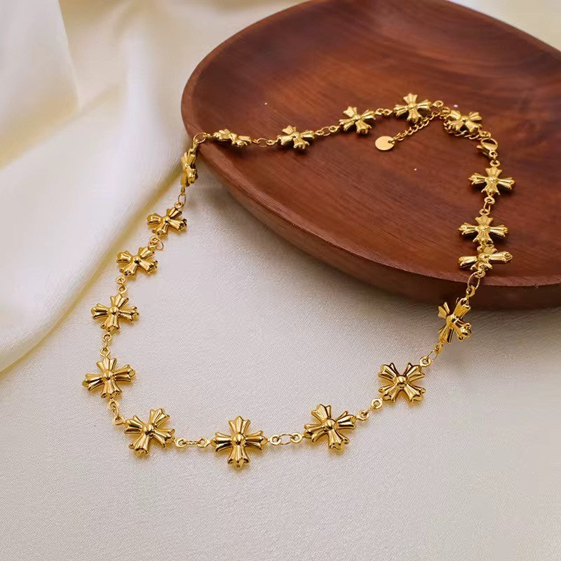 Collier Alia