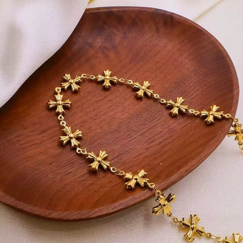 Collier Alia